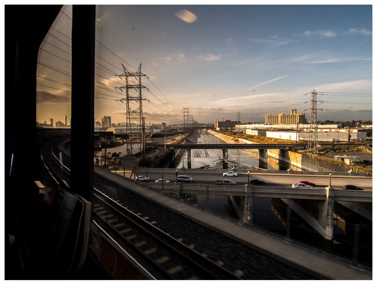 Leaving Los Angeles on the Southwest Chief - Amtrak
